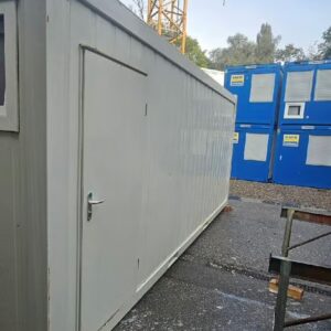 20' gentlemen wc cabin